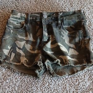 Camo Green Women's Shorts